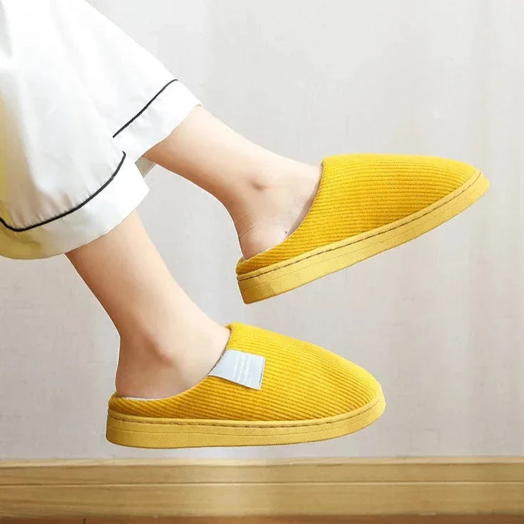 CloudWalk™ - Stylish Plush Warm Slippers